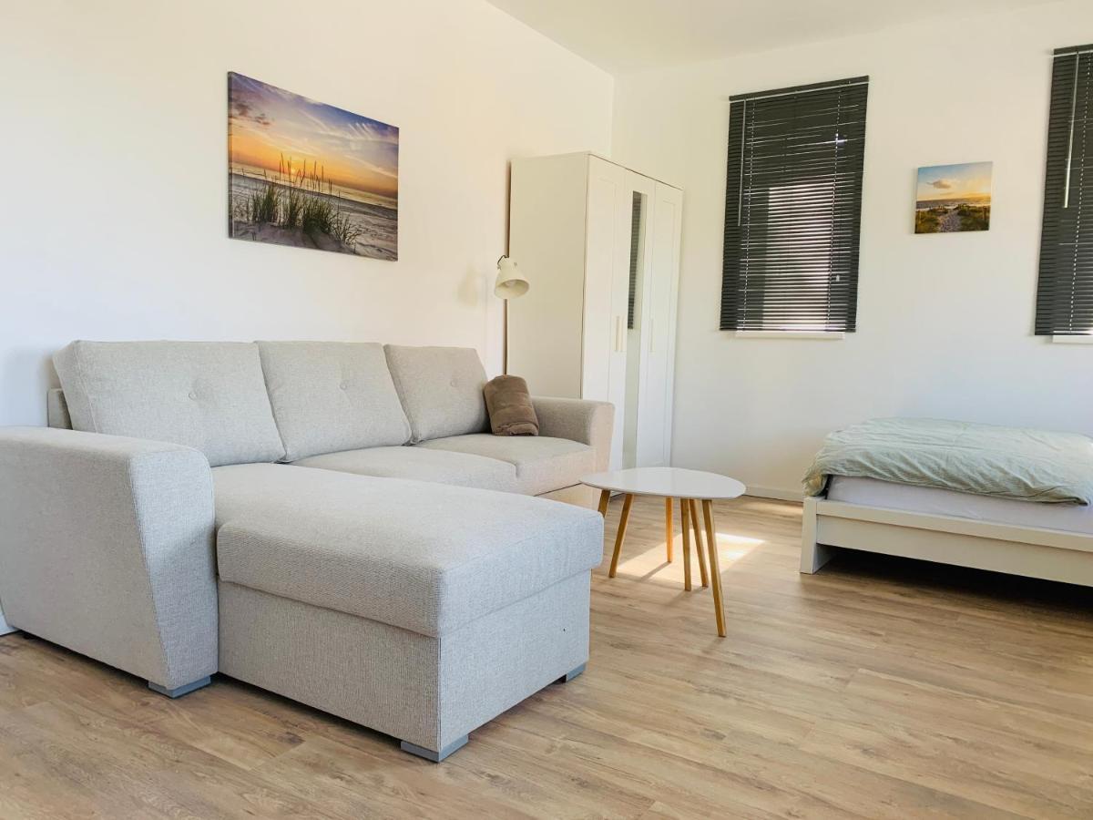 LIVING Kernsanierte Ferienwohnungen - Gemütlich - Netflix - Voll ausgestattet Brunsbuttel Exterior foto